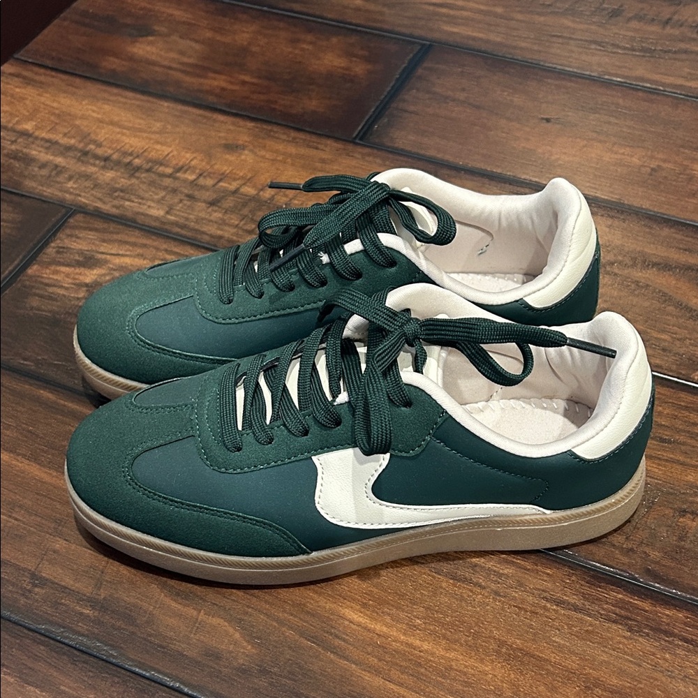 New Women's Sneakers